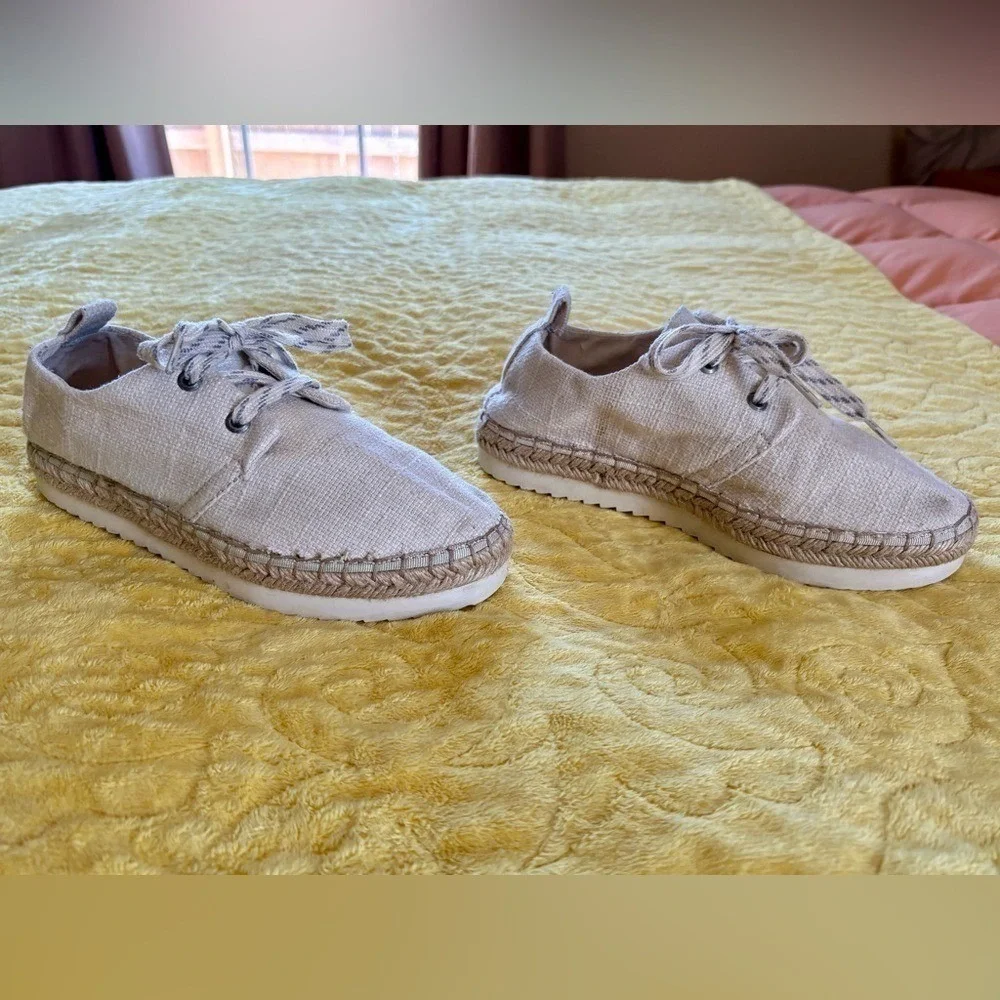 Universal Thread Cream Joelle Espadrille Shoes Sneakers